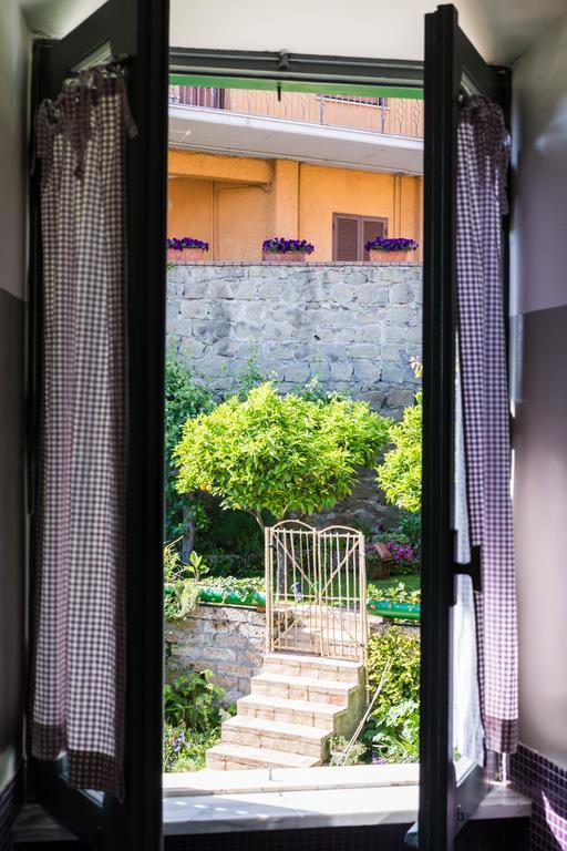 Guest House Trevignano Romano Extérieur photo